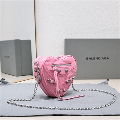 Women’s Le Cagole Heart Mini Bag In Arena Lambskin Pink Color