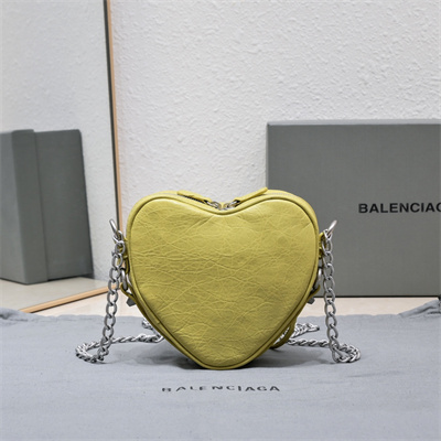 Women’s Le Cagole Heart Mini Bag In Arena Lambskin Greenish Yellow Color