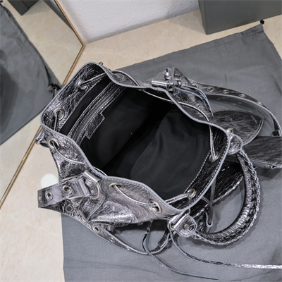 Women’s Le Cagole Small Bucket Bag In Metallized Arena Lambskin Silver Color