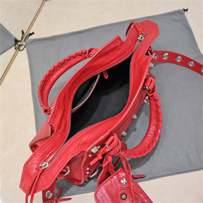 Women’s NEO Cagole XS Handbag In Arena Lambskin Red Color