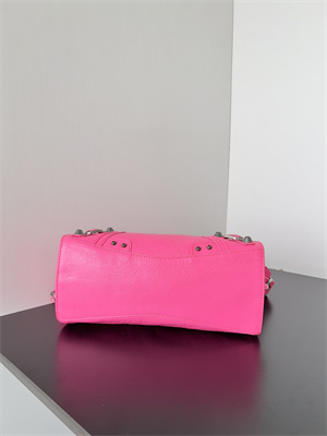 Women’s NEO Cagole XS Handbag In Arena Lambskin Fuchsia Color