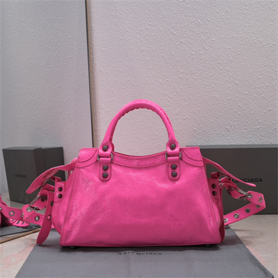 Women’s NEO Cagole City Small Handbag In Arena Lambskin Fuchsia Color