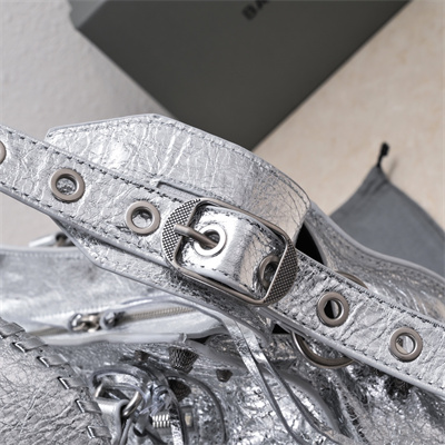 Women’s NEO Cagole City Small Handbag In Metallized Arena Lambskin Silver Color