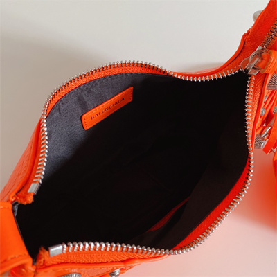 Women’s Le Cagole XS Shoulder Bag In Arena Lambskin Orange Color