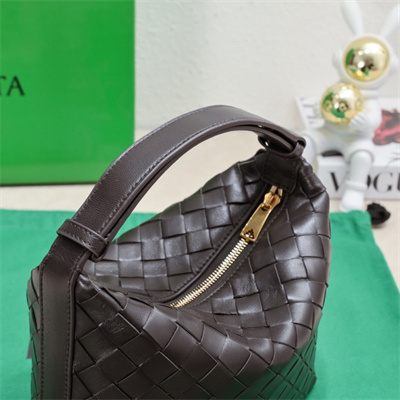 BV Mini Wallace Shoulder Bag In Soft Calfskin Leather Fondant Color