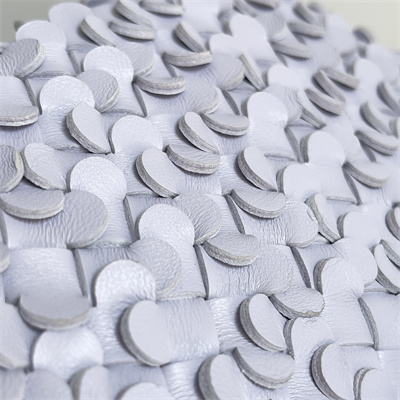 BV Knot Clutch In Metallic Lambskin Leather Lilac Color