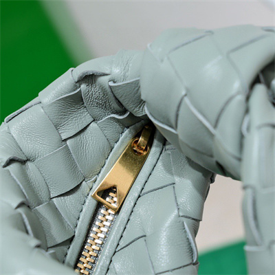 BV Candy Jodie In Lambskin Leather New Sauge Color