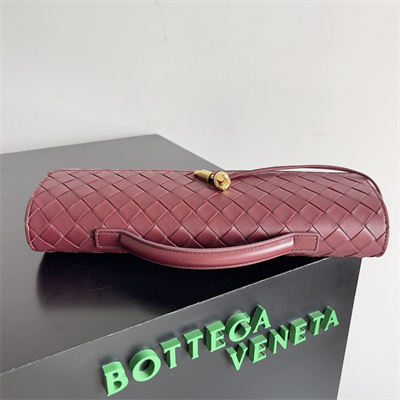 BV Long Clutch Andiamo With Handle In Lambskin Leather Barolo Color