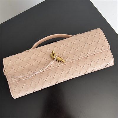 BV Long Clutch Andiamo With Handle In Lambskin Leather Lotus Color