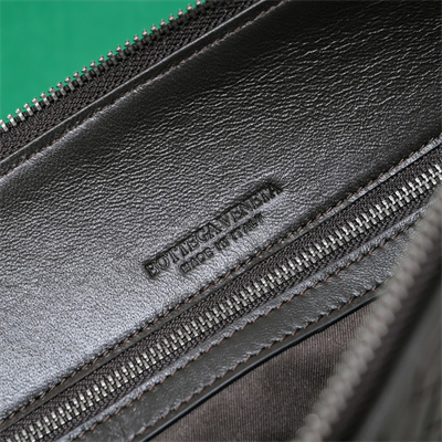 BV Zipper Pouch In Lambskin Leather Black Color 80-6