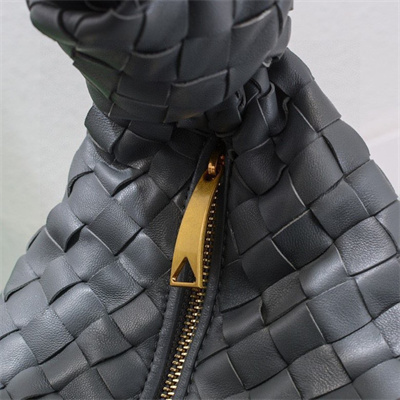 BV Teen Jodie In Lambskin Leather Thunder Color