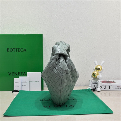 BV Teen Jodie In Lambskin Leather New Sauge Color