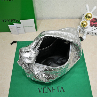 BV Teen Jodie In Lambskin Leather Silver Color