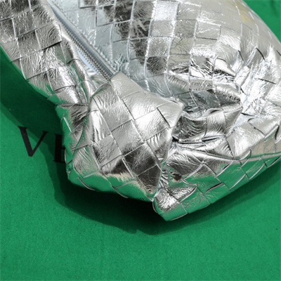 BV Teen Jodie In Lambskin Leather Silver Color