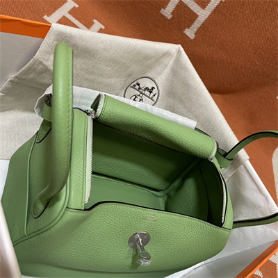 Lindy Bag Taurillon Clemence Leather 26/30CM Silver Tone Metal In Vert Criquet Color HS