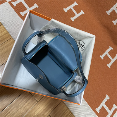 Lindy Bag Taurillon Clemence Leather 26/30CM Silver Tone Metal In Blue Jean Color HS