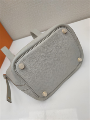 Picotin Lock Bag Togo Leather 18/22CM Gold/Silver Tone Metal In Pearl Grey Color HS
