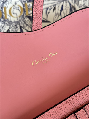 CD Long Saddle Wallet With Chain Grained Calfskin Pink