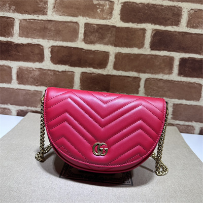 Gucci GG MARMONT MATELASS?? CHAIN MINI BAG Red 746431