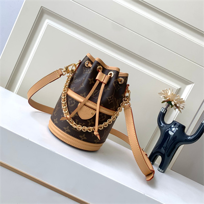 L.V Canoé Bucket Bag In Monogram Canvas Nature M83480