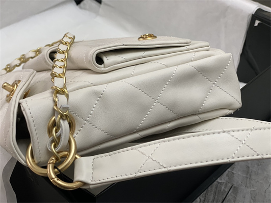 Chanel Hobo Handbag Shiny calfskin Gold Tone Metal White AS4743