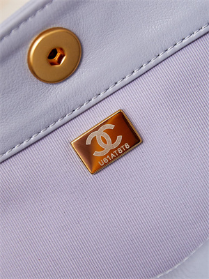 Chanel Hobo Handbag Shiny calfskin Gold Tone Metal Blue AS4743