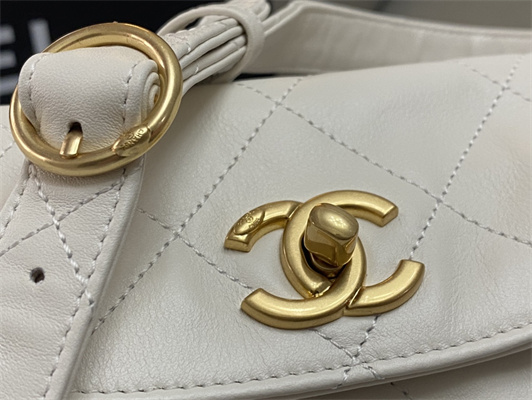 Chanel Large Hobo Handbag Shiny calfskin Gold Tone Metal White AS4668