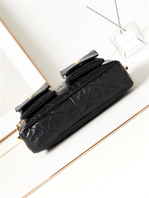 Chanel Large Hobo Handbag Shiny calfskin Gold Tone Metal Black AS4668