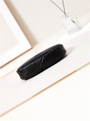 CHANEL 19 CLUTCH WITH CHAIN Shiny Lambskin, Gold-Tone, Silver-Tone & Ruthenium-Finish Metal Black AP3763