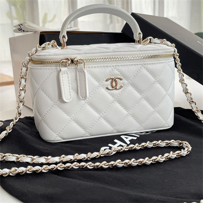 Chanel Vanity Case With Chain Lambskin Gold Tone Metal White AP2199
