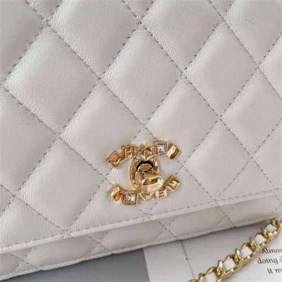 Chanel Clutch With Chain Lambskin Gold Tone Metal White AP3795