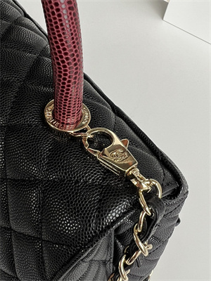 Cha.nel Large Coco Handle Bag Grained Calfskin Lt Gold Metal Black/Burgundy A92991