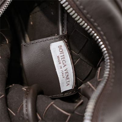 BV Small Intrecciato Camera Bag Calfskin Fondant