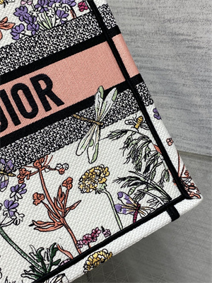 CD Medium Book Tote White Multicolor Dior Herbarium Embroidery