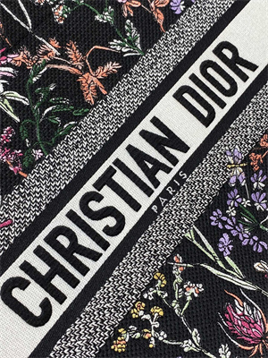 CD Medium Book Tote Black Multicolor Dior Herbarium Embroidery