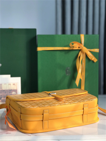 Belvedere MM Bag Goyardine Canvas & Decize Taurillon Leather Yellow