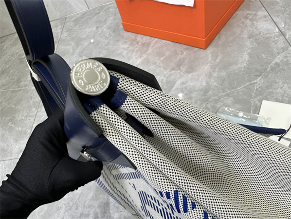 Her.mes Herbag 31 Canvas and Calfskin With Printing