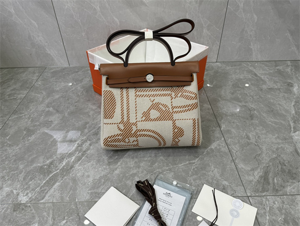 Her.mes Herbag 31 Canvas and Calfskin With Printing