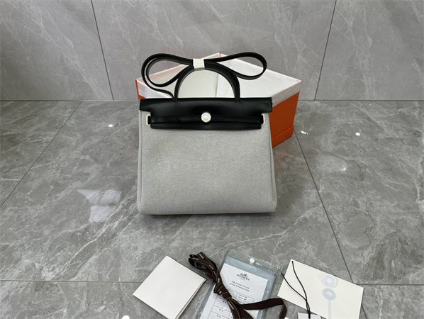 Her.mes Herbag 31 Canvas and Calfskin