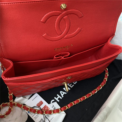 Chanel Medium Classic Flap Bag Lambskin Gold Tone Metal Red 01112