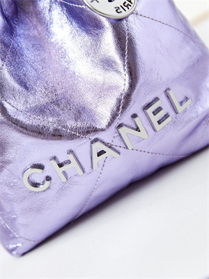 Chanel 22 Mini Handbag Metallic Calfskin Silver Tone Metal Purple AS3980