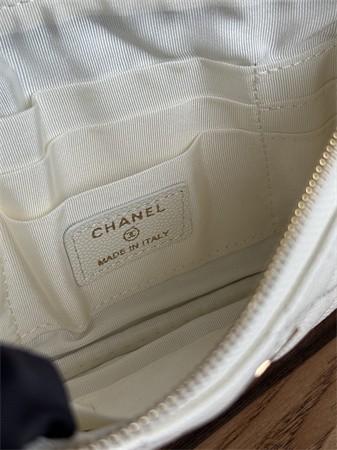 Chanel Classic Mini Pouch Grained Calfskin/Lambskin AP1071