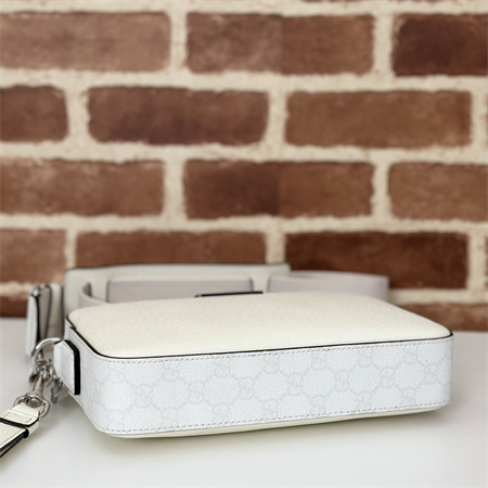 Gucci SMALL GG CROSSBODY BAG WITH TAG White leather and White GG Supreme canvas 795465