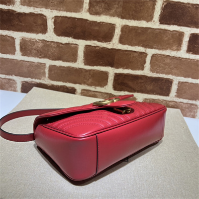Gu.cci GG Marmont Medium Shoulder Bag Red 443497