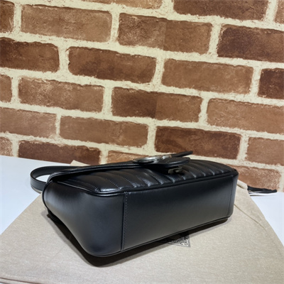 Gu.cci GG Marmont Medium Shoulder Bag Black 443497