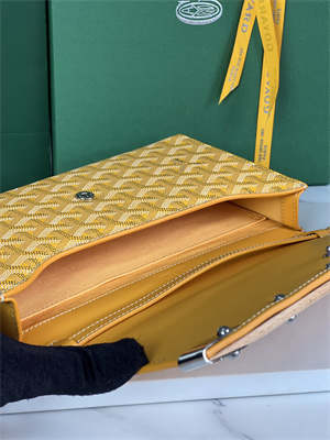 Goyard Monte-Carlo PM Clutch Goyardine Canvas & Cervon Calfskin