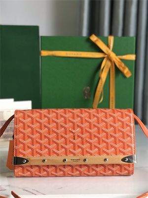 Goyard Monte-Carlo PM Clutch Goyardine Canvas & Cervon Calfskin