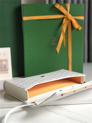 Goyard Monte-Carlo PM Clutch Goyardine Canvas & Cervon Calfskin