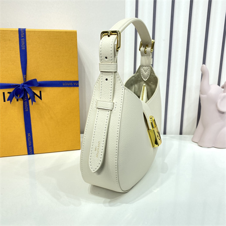 L.V Low Key Shoulder Bag Grained Calfskin Quartz M24990