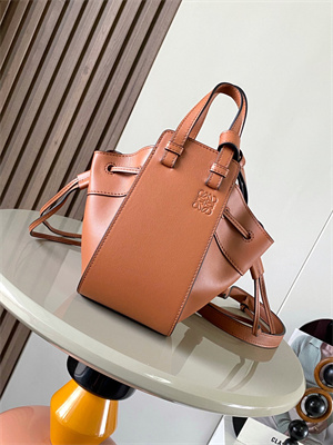 Mini Hammock drawstring in classic calfskin